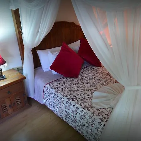 Boutique Suites At The Moonlight オルデニズ